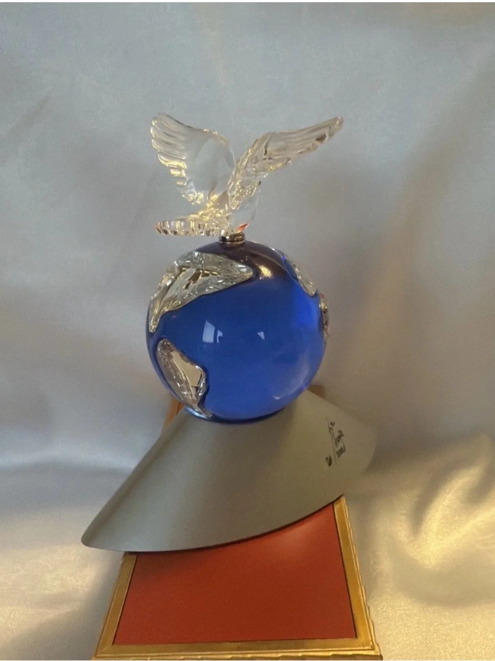 Swarovski Crystal Millennium Crystal Planet Vision 2000 Figurine 238985